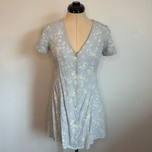 RVCA Understated Mini Dress Light Blue and White Dainty Floral Button Front, XS
